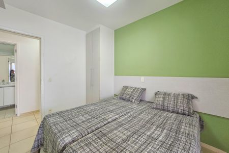 Apartamento para alugar com 119m², 3 quartos e 2 vagasQuarto 2