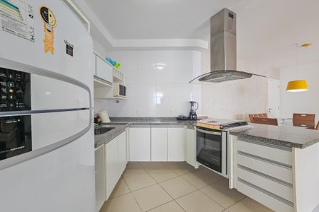 Apartamento para alugar com 119m², 3 quartos e 2 vagasCozinha