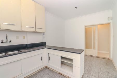 Apartamento à venda com 142m², 3 quartos e 1 vaga Apartamento à venda com 142m², 3 quartos e 1 vagaCozinha