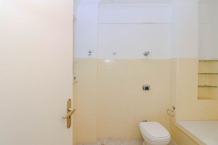 Apartamento à venda com 142m², 3 quartos e 1 vaga Apartamento à venda com 142m², 3 quartos e 1 vagaBanheiro