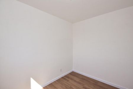 Quarto 1 de apartamento para alugar com 2 quartos, 42m² em Parque Arariba, São Paulo