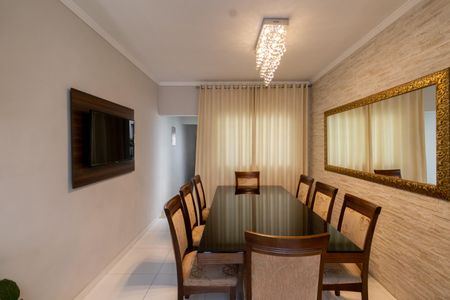 Casa à venda com 144m², 3 quartos e 2 vagasCozinha