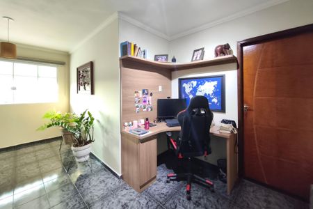 Casa à venda com 150m², 3 quartos e 1 vagaEscritório