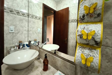 Casa à venda com 150m², 3 quartos e 1 vagaBanheiro Social