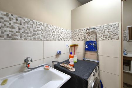 Casa à venda com 150m², 3 quartos e 1 vagaÁrea de Serviço