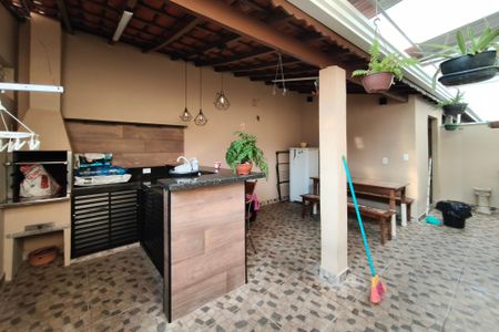 Casa à venda com 150m², 3 quartos e 1 vagaÁrea gourmet