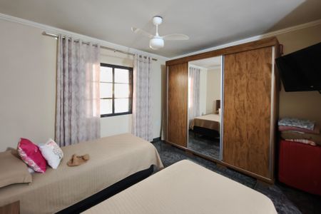 Casa à venda com 150m², 3 quartos e 1 vagaQuarto 2