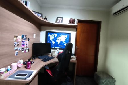 Escritório de casa à venda com 3 quartos, 150m² em Parque Residencial Vila União, Campinas