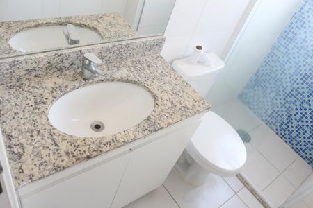 Apartamento à venda com 64m², 2 quartos e 2 vagasBanheiro da Suíte 1