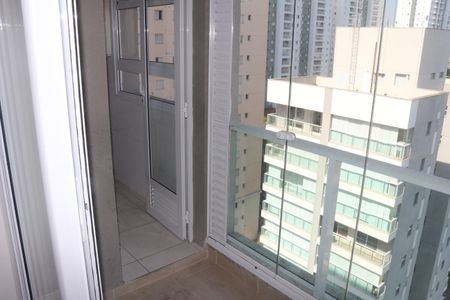 Apartamento à venda com 64m², 2 quartos e 2 vagasVaranda