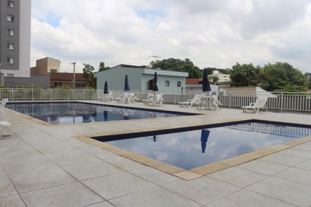 Apartamento à venda com 64m², 2 quartos e 2 vagasÁrea comum - Piscina