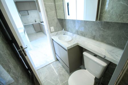 Apartamento à venda com 38m², 2 quartos e sem vagaBanheiro