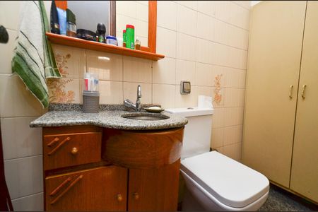 Casa à venda com 238m², 3 quartos e 3 vagasLavabo