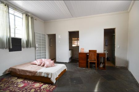 Casa à venda com 238m², 3 quartos e 3 vagasSala Edícula