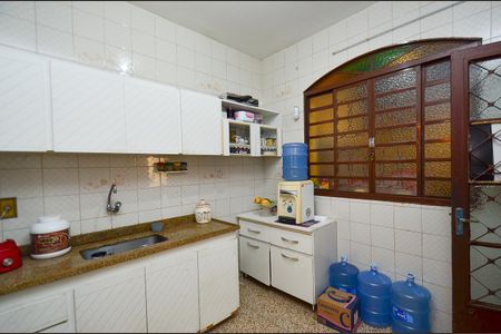 Casa à venda com 238m², 3 quartos e 3 vagasCozinha