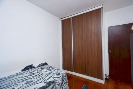 Casa à venda com 238m², 3 quartos e 3 vagasQuarto 2