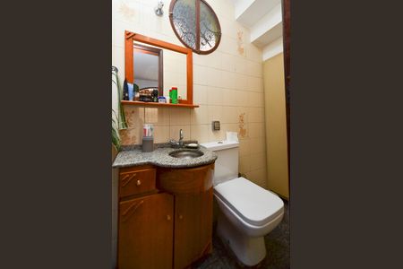 Casa à venda com 238m², 3 quartos e 3 vagasLavabo