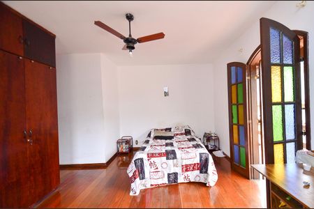 Casa à venda com 238m², 3 quartos e 3 vagasQuarto 3