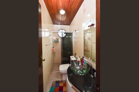 Casa à venda com 238m², 3 quartos e 3 vagasBanheiro