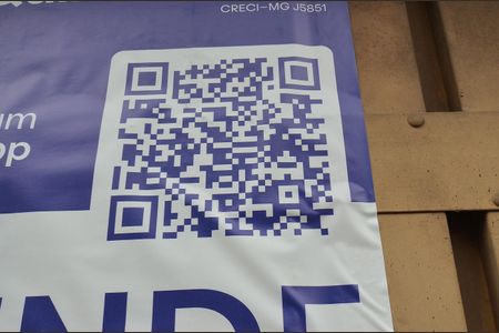 Casa à venda com 238m², 3 quartos e 3 vagasQRCODE