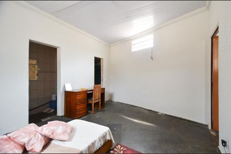 Casa à venda com 238m², 3 quartos e 3 vagasSala Edícula