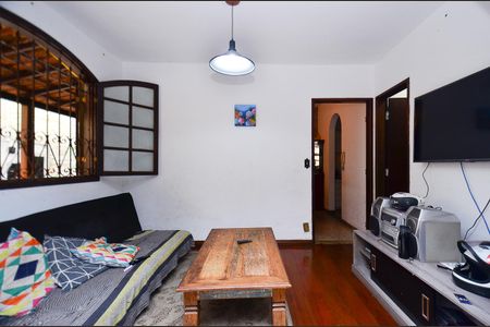 Sala de casa à venda com 3 quartos, 238m² em Dom Joaquim, Belo Horizonte