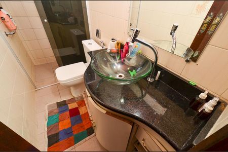 Casa à venda com 238m², 3 quartos e 3 vagasBanheiro