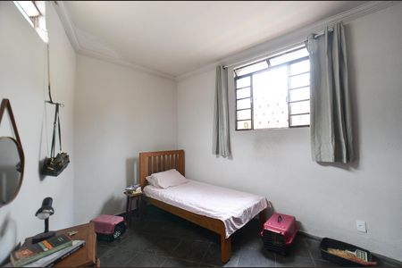 Casa à venda com 238m², 3 quartos e 3 vagasQuarto Edícula