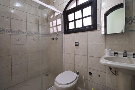 Casa à venda com 207m², 3 quartos e 4 vagas Casa à venda com 207m², 3 quartos e 4 vagasBanheiro