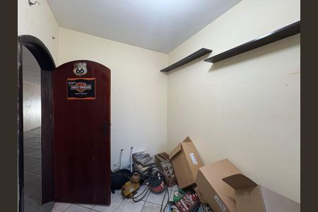 Casa à venda com 207m², 3 quartos e 4 vagas Casa à venda com 207m², 3 quartos e 4 vagasDepósito