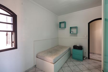 Casa à venda com 207m², 3 quartos e 4 vagas Casa à venda com 207m², 3 quartos e 4 vagasQuarto 2