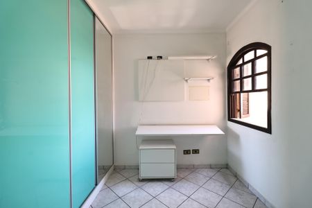 Casa à venda com 207m², 3 quartos e 4 vagas Casa à venda com 207m², 3 quartos e 4 vagasQuarto 2