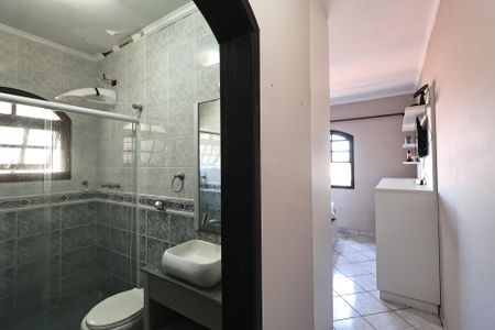 Casa à venda com 207m², 3 quartos e 4 vagas Casa à venda com 207m², 3 quartos e 4 vagasSuite