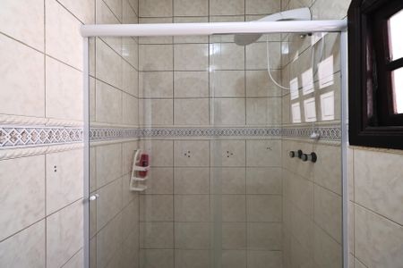 Casa à venda com 207m², 3 quartos e 4 vagas Casa à venda com 207m², 3 quartos e 4 vagasBanheiro