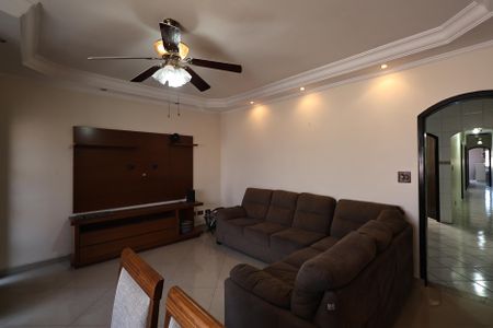 Sala de casa à venda com 3 quartos, 207m² em Vila Camilópolis, Santo André