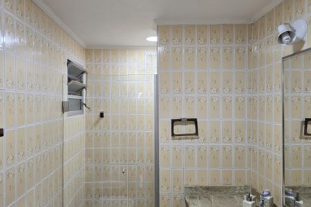 Apartamento à venda com 98m², 3 quartos e 1 vaga Apartamento à venda com 98m², 3 quartos e 1 vagaBanheiro Social