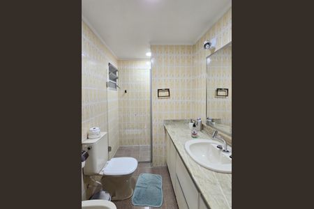 Apartamento à venda com 98m², 3 quartos e 1 vaga Apartamento à venda com 98m², 3 quartos e 1 vagaBanheiro Social