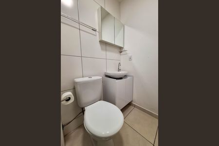Apartamento para alugar com 45m², 2 quartos e 1 vaga Apartamento para alugar com 45m², 2 quartos e 1 vagaBanheiro