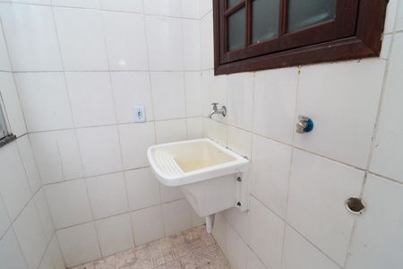 Casa para alugar com 82m², 2 quartos e sem vagaÁrea de Serviço