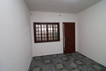 Casa para alugar com 82m², 2 quartos e sem vagaSala
