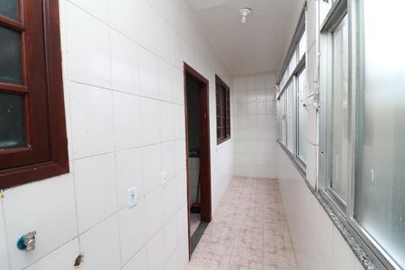 Casa para alugar com 82m², 2 quartos e sem vagaÁrea de Serviço