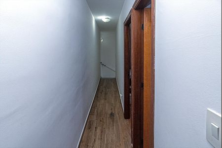 Casa à venda com 115m², 2 quartos e 4 vagasCorredor