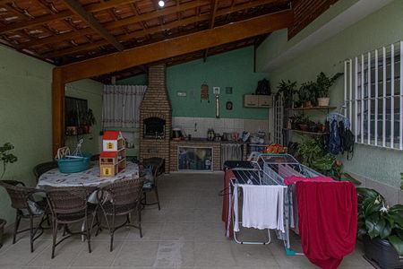 Casa à venda com 115m², 2 quartos e 4 vagasÁrea Gourmet