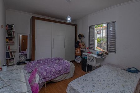 Casa à venda com 115m², 2 quartos e 4 vagasQuarto