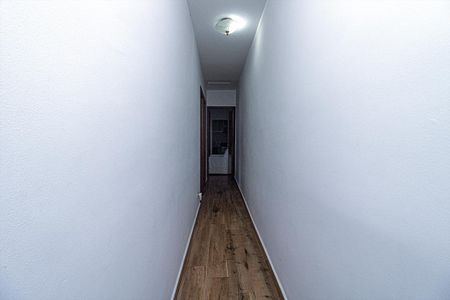 Casa à venda com 115m², 2 quartos e 4 vagasCorredor