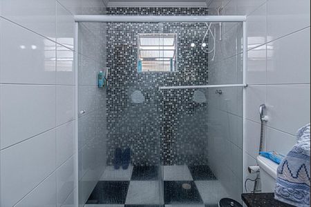 Casa à venda com 115m², 2 quartos e 4 vagasBanheiro da Suíte