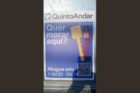 Casa à venda com 183m², 3 quartos e 2 vagas Casa à venda com 183m², 3 quartos e 2 vagasPlaquinha