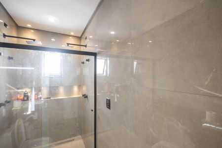 Casa à venda com 183m², 3 quartos e 2 vagas Casa à venda com 183m², 3 quartos e 2 vagasBanheiro da Suíte 1