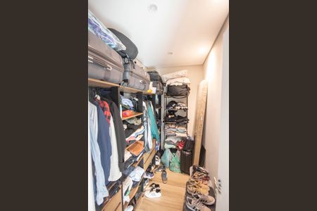 Casa à venda com 183m², 3 quartos e 2 vagas Casa à venda com 183m², 3 quartos e 2 vagasCloset da suíte 1