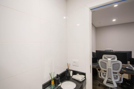 Casa à venda com 183m², 3 quartos e 2 vagas Casa à venda com 183m², 3 quartos e 2 vagasBanheiro da Suíte 3